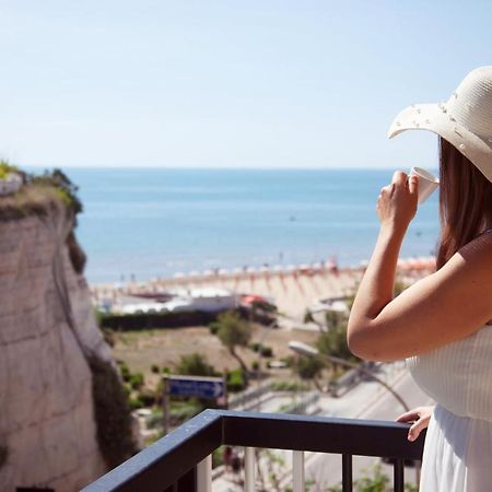 Incanto Di Luna B&B Family Rooms 维耶斯泰 外观 照片